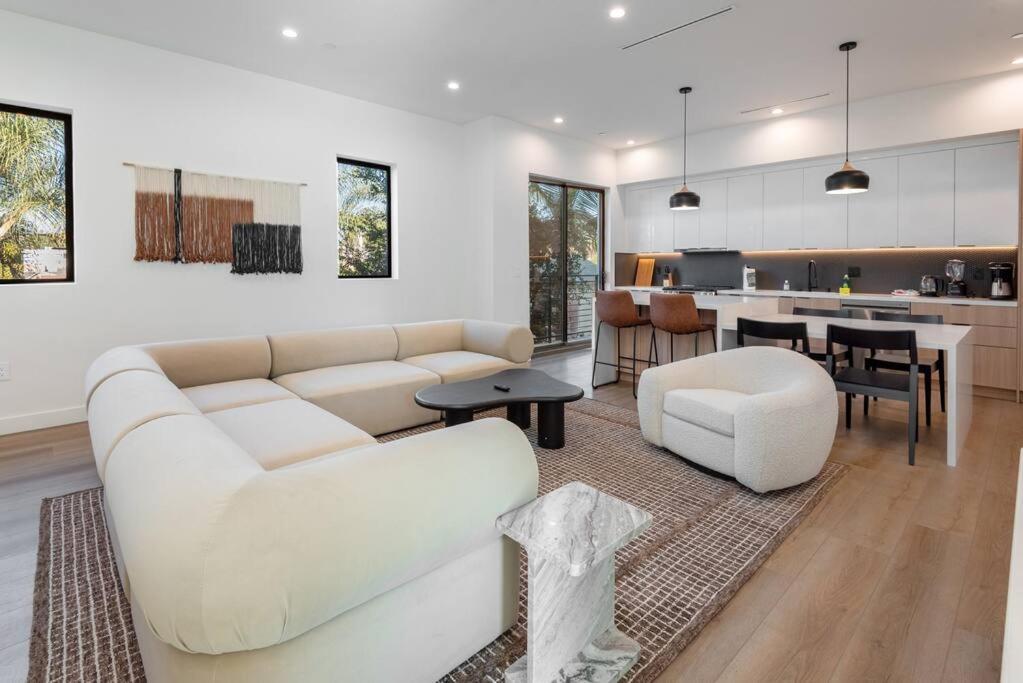 Westlake Luxury 3br With Free Parking & Bbq *