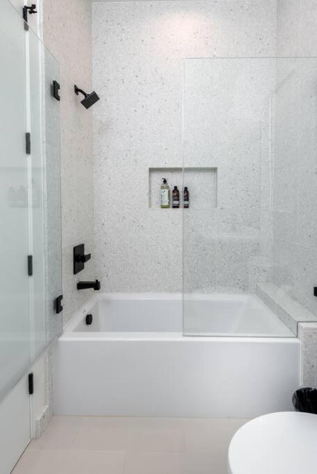 Ferienhaus Westlake Luxury 3br With Free Parking & Bbq *