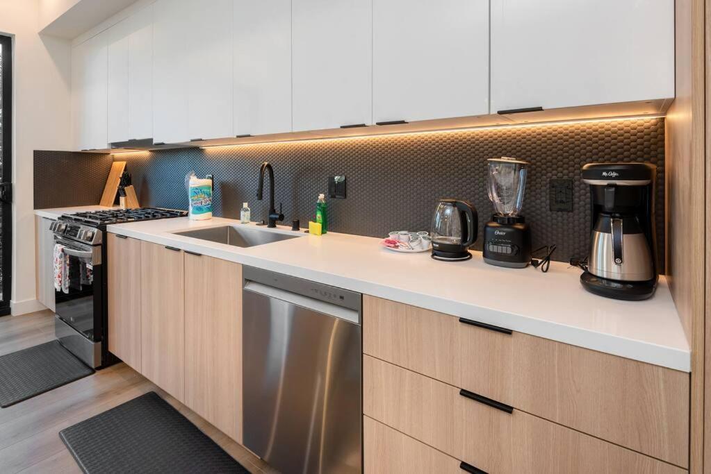 Ferienhaus Westlake Luxury 3br With Free Parking & Bbq Los Angeles