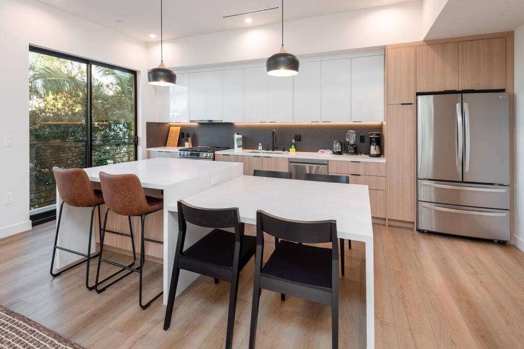 Westlake Luxury 3br With Free Parking & Bbq *